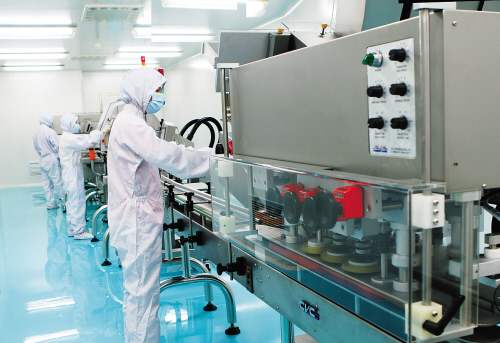 制藥廠無塵車間需要安裝什么樣的組合式空調(diào)機(jī)組